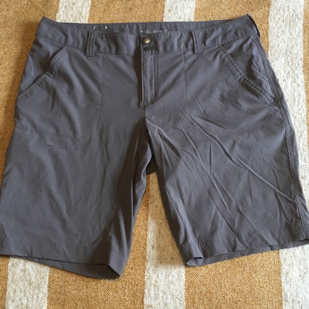 Columbia shorts